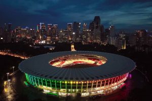 stadion sepak bola manfatkan energi terbarukan